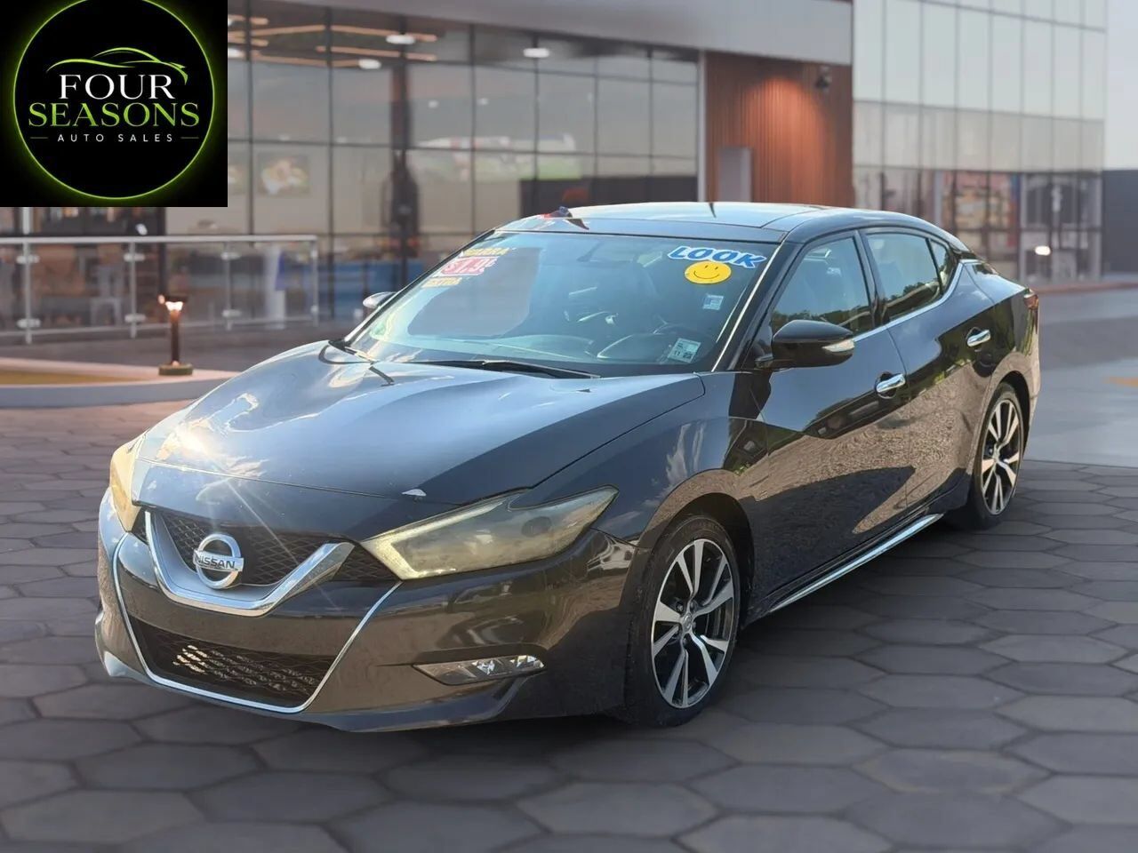 2017 NISSAN Maxima