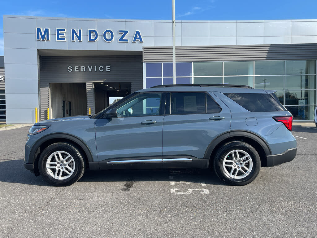 2025 FORD Explorer