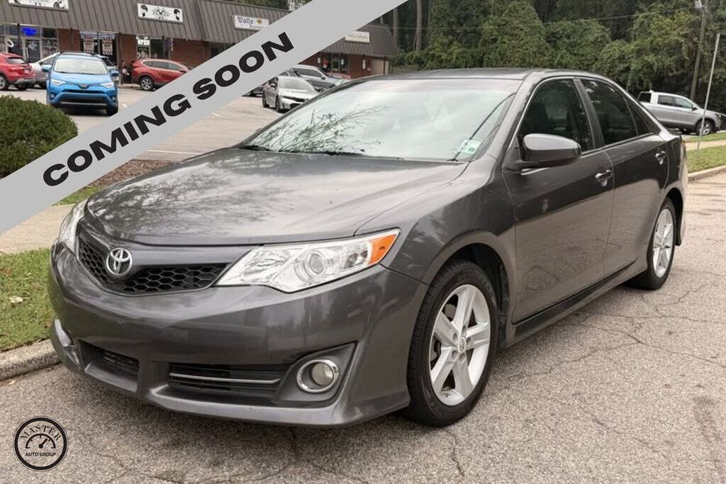 2012 TOYOTA Camry