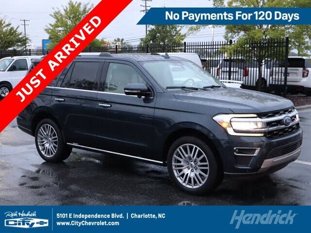 2022 FORD Expedition