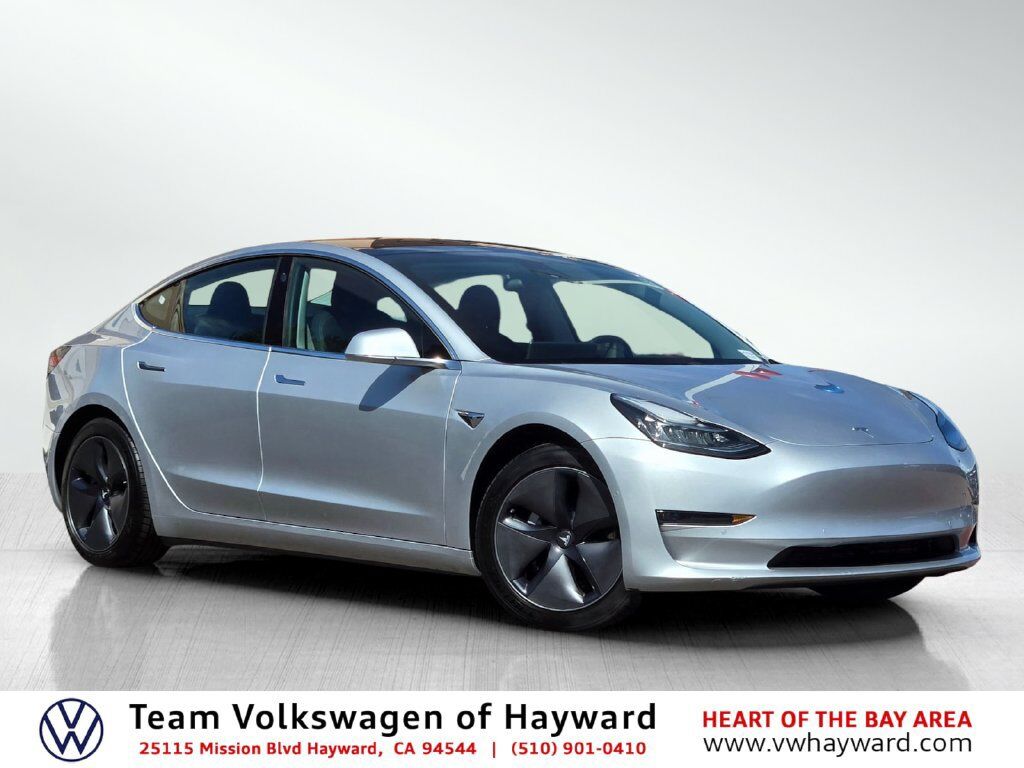 2018 TESLA Model 3