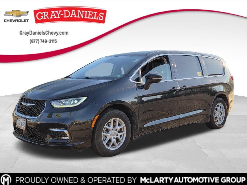 2023 CHRYSLER Pacifica