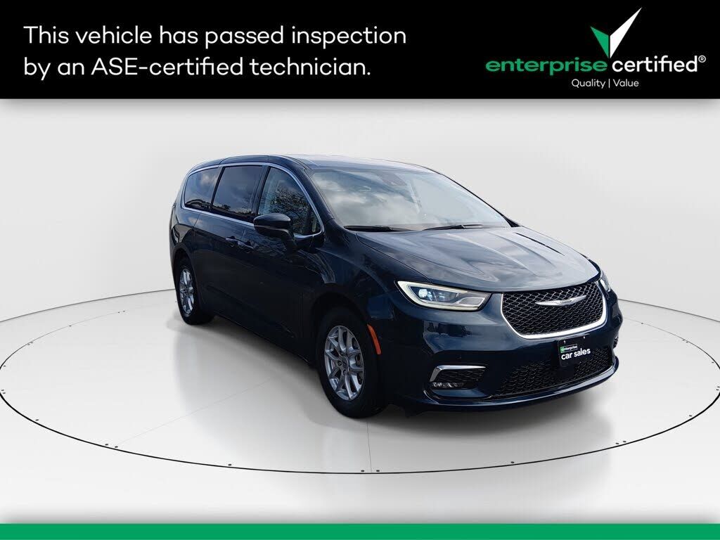 2023 CHRYSLER Pacifica