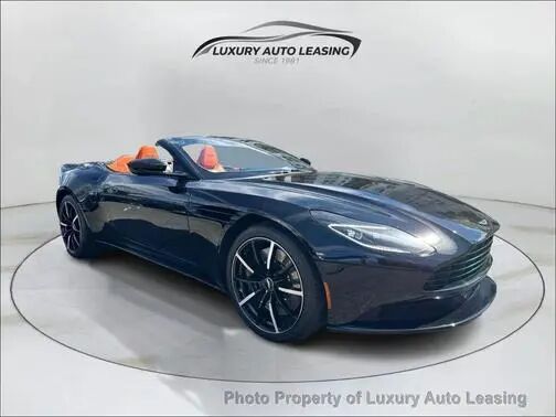2022 ASTON MARTIN DB11