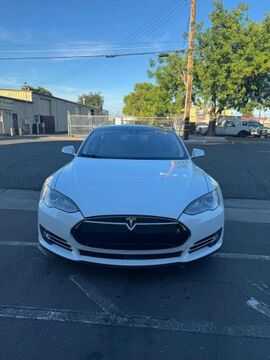 2014 TESLA Model S