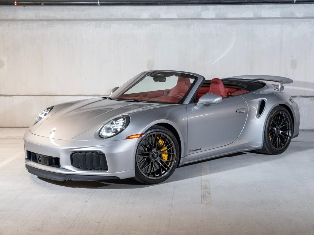 2026 PORSCHE 911