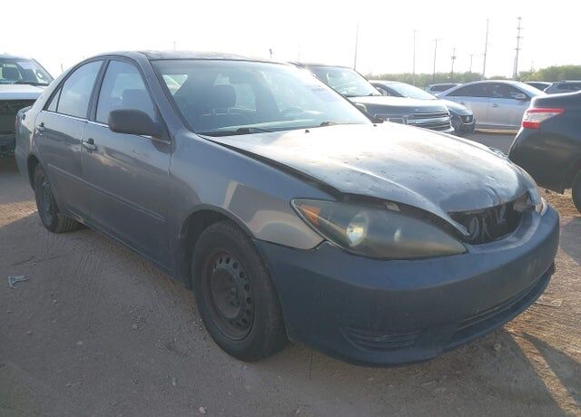 2005 TOYOTA Camry