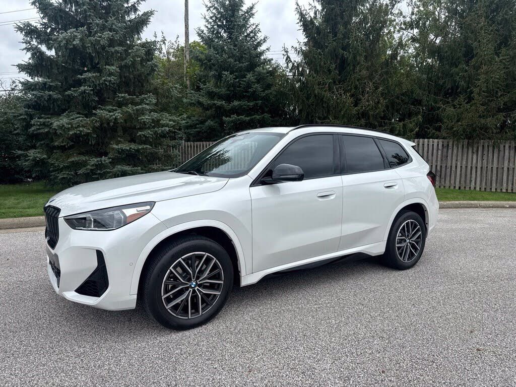 2023 BMW X1