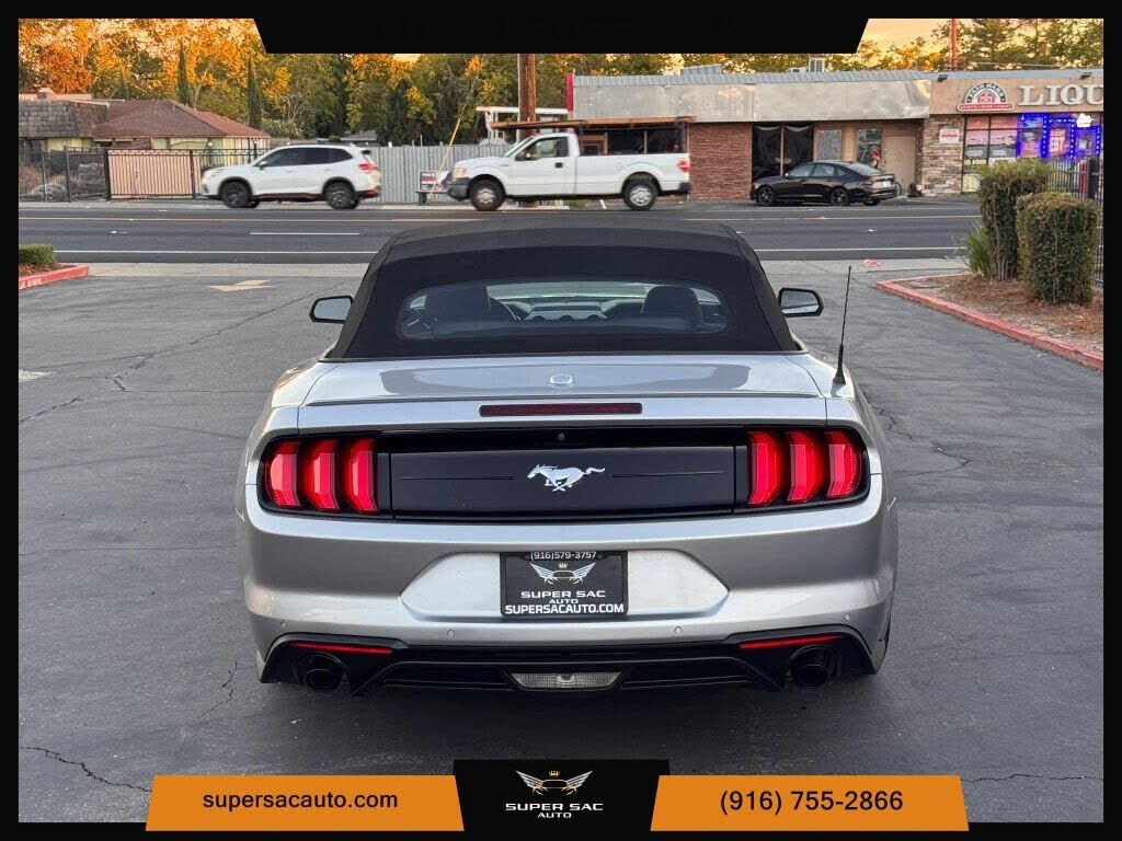 2021 FORD Mustang