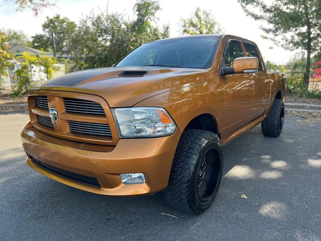 2012 DODGE Ram
