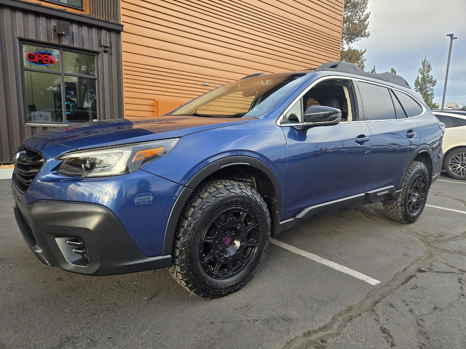 2020 SUBARU Outback