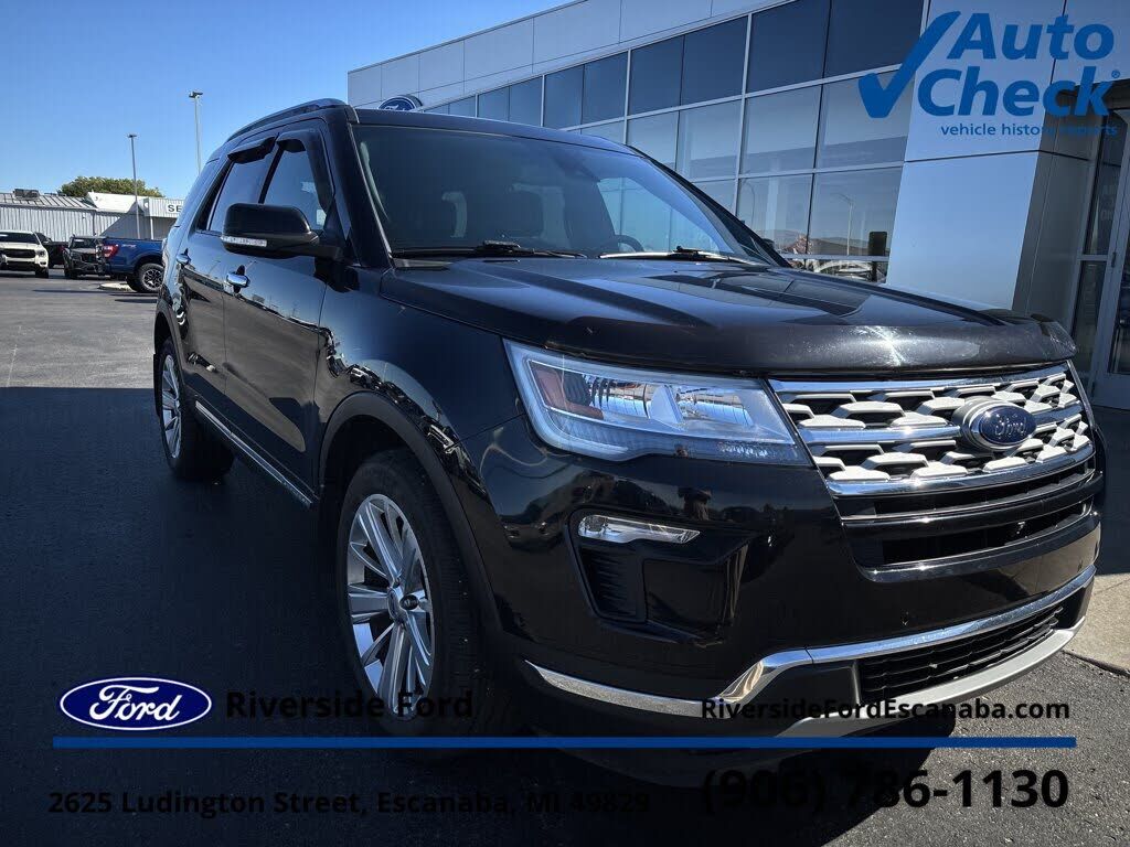 2019 FORD Explorer