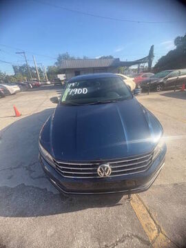 2016 VOLKSWAGEN Passat
