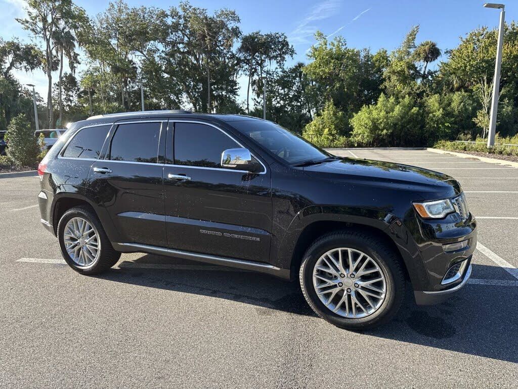 2017 JEEP Grand Cherokee