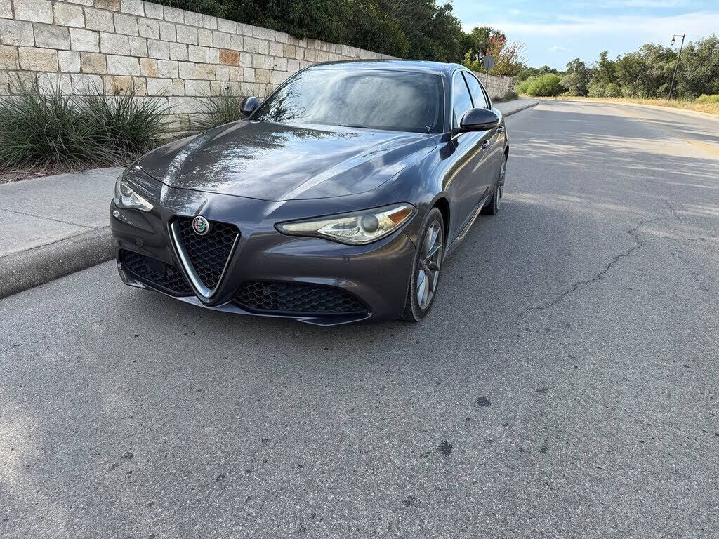 2017 ALFA ROMEO Giulia