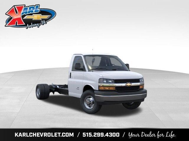 2026 CHEVROLET Express