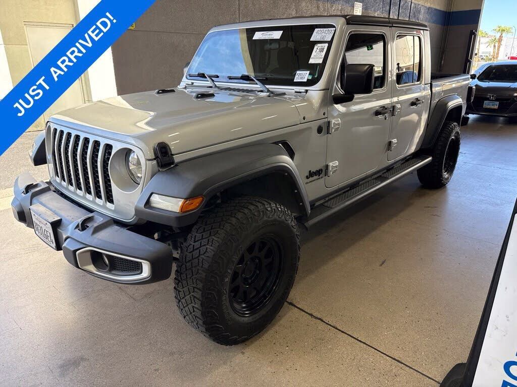 2023 JEEP Gladiator