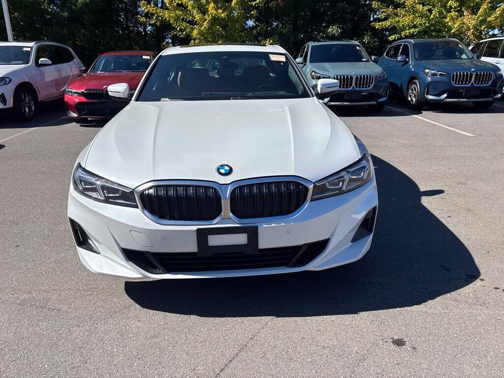 2023 BMW 330i