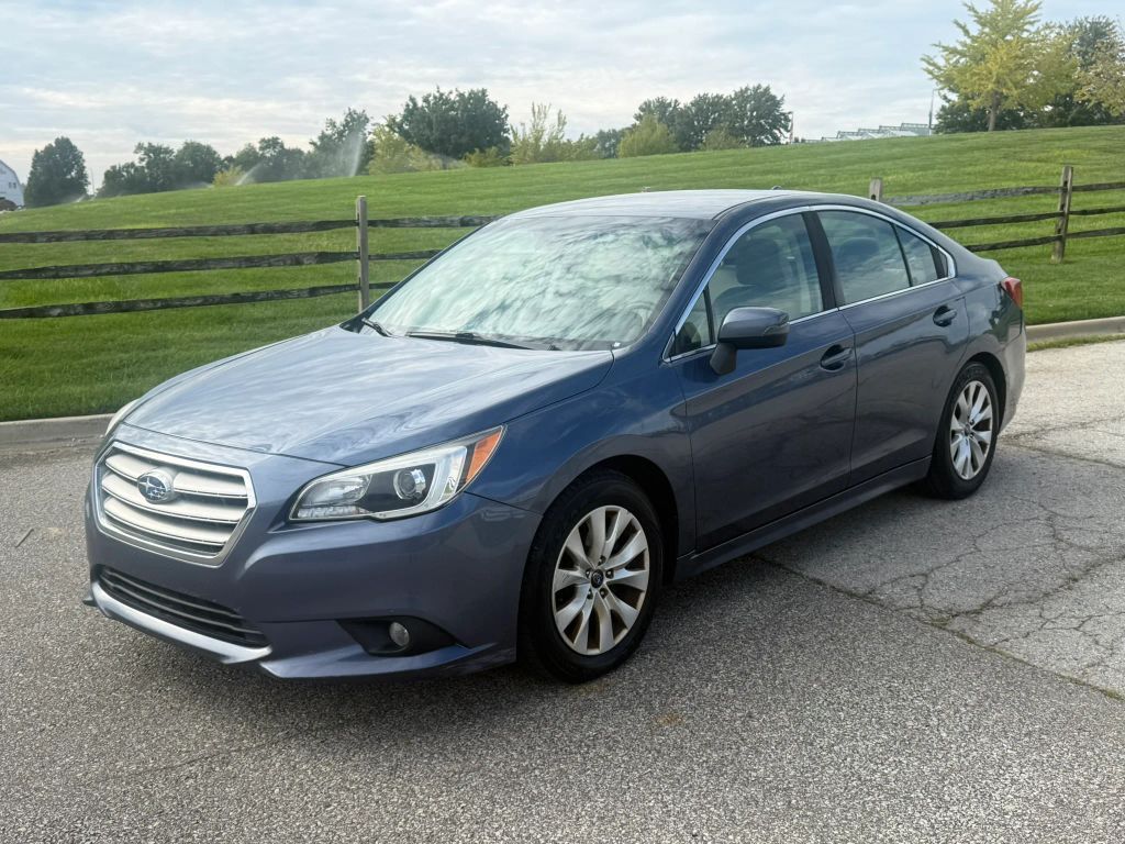 2017 SUBARU Legacy