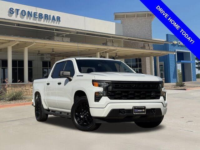 2024 CHEVROLET Silverado