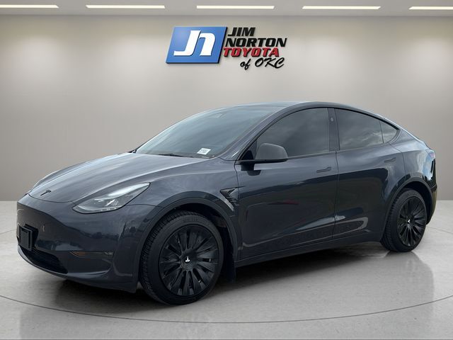 2024 TESLA Model Y