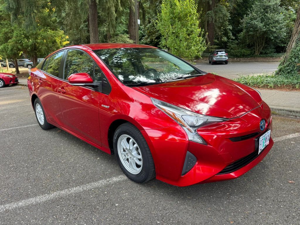 2017 TOYOTA PRIUS