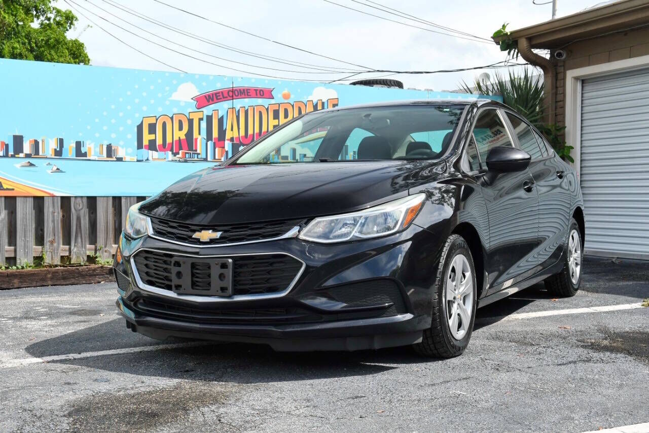 2018 CHEVROLET Cruze