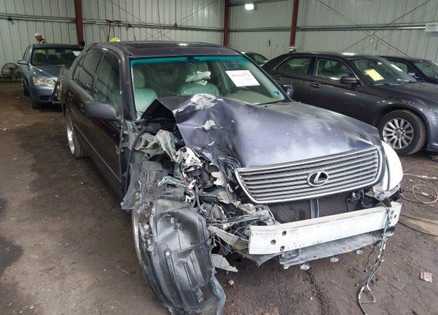2001 LEXUS LS