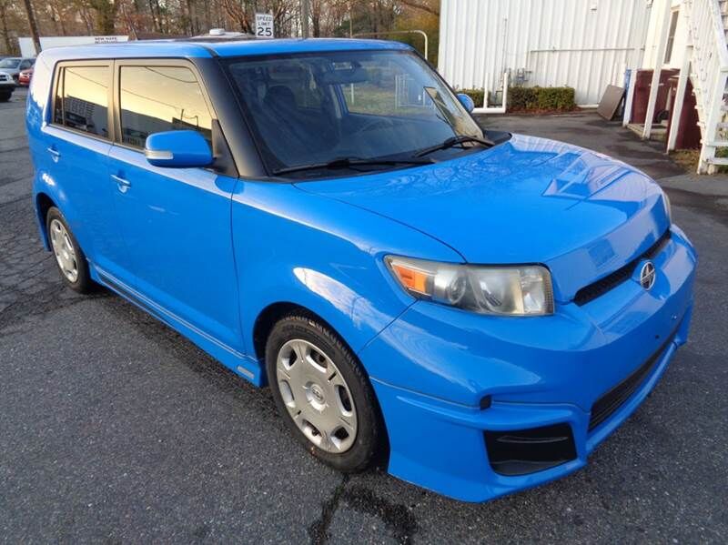 2011 TOYOTA SCION