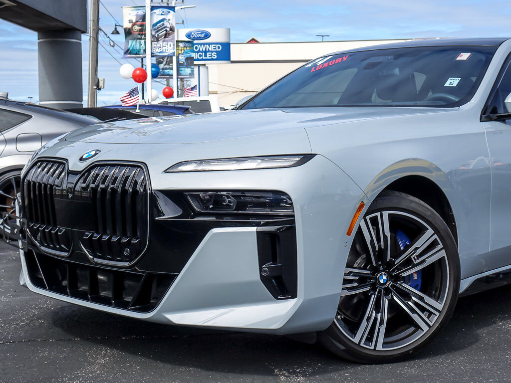 2024 BMW 760i