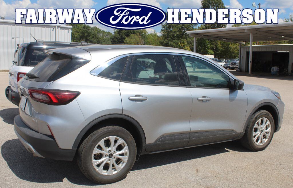 2024 FORD Escape