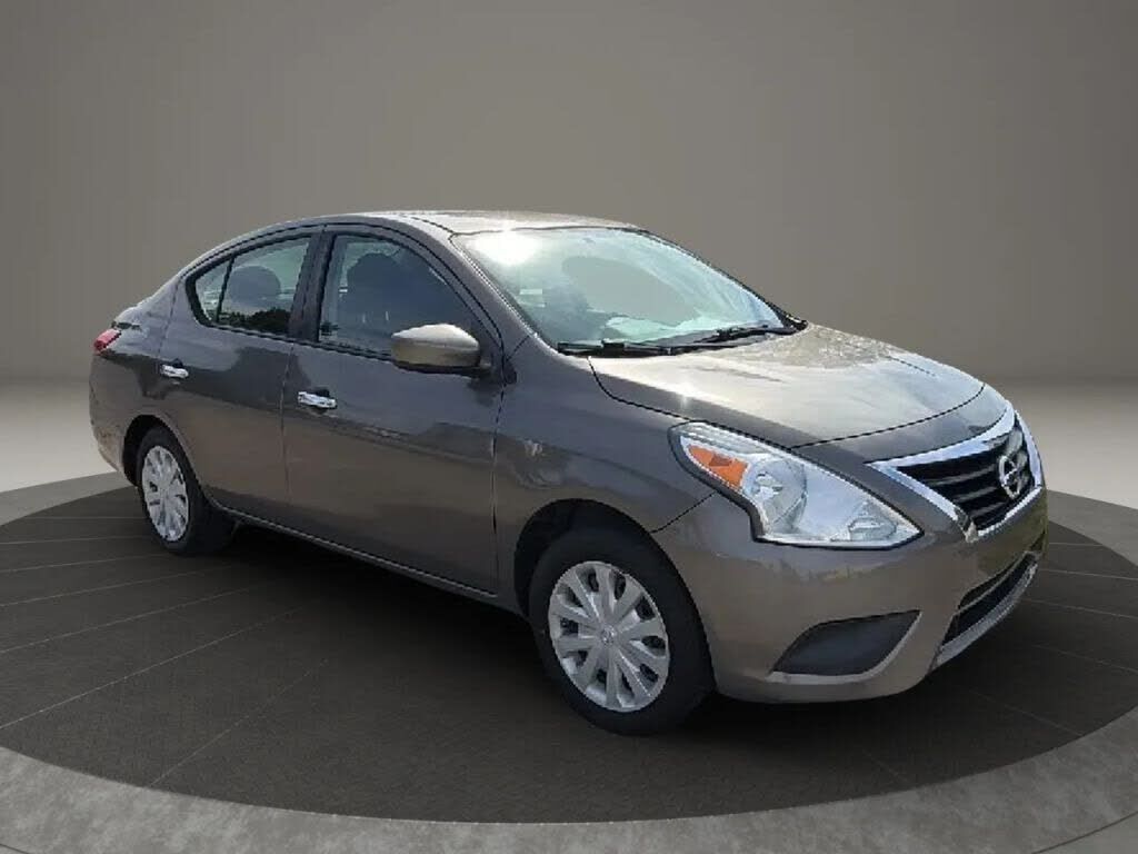 2016 NISSAN Versa