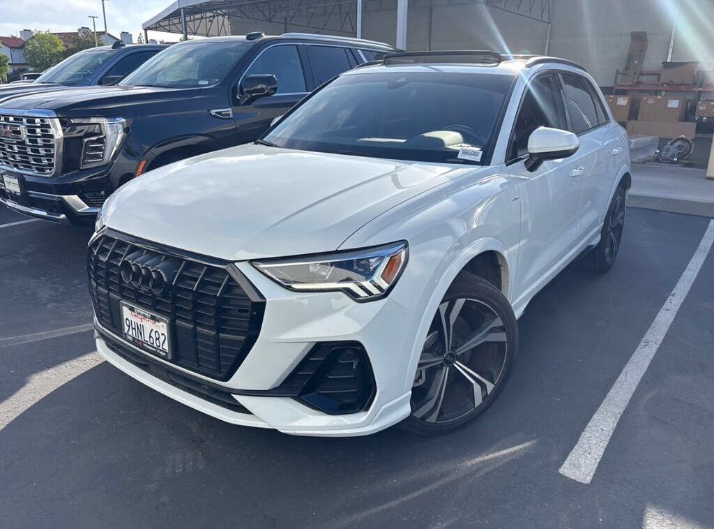2023 AUDI Q3