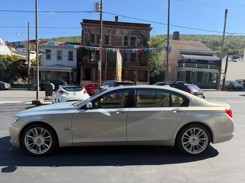 2011 BMW 760Li