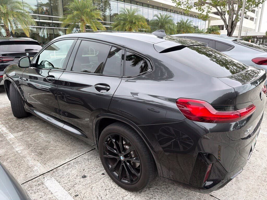 2024 BMW X4
