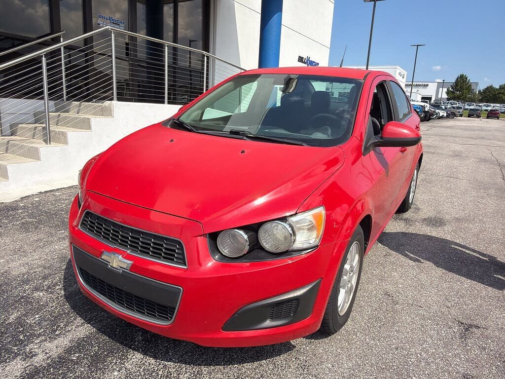 2013 CHEVROLET Sonic