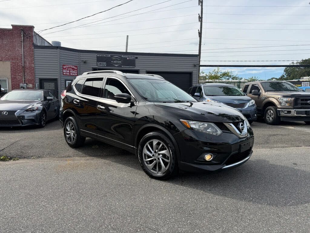 2015 NISSAN Rogue