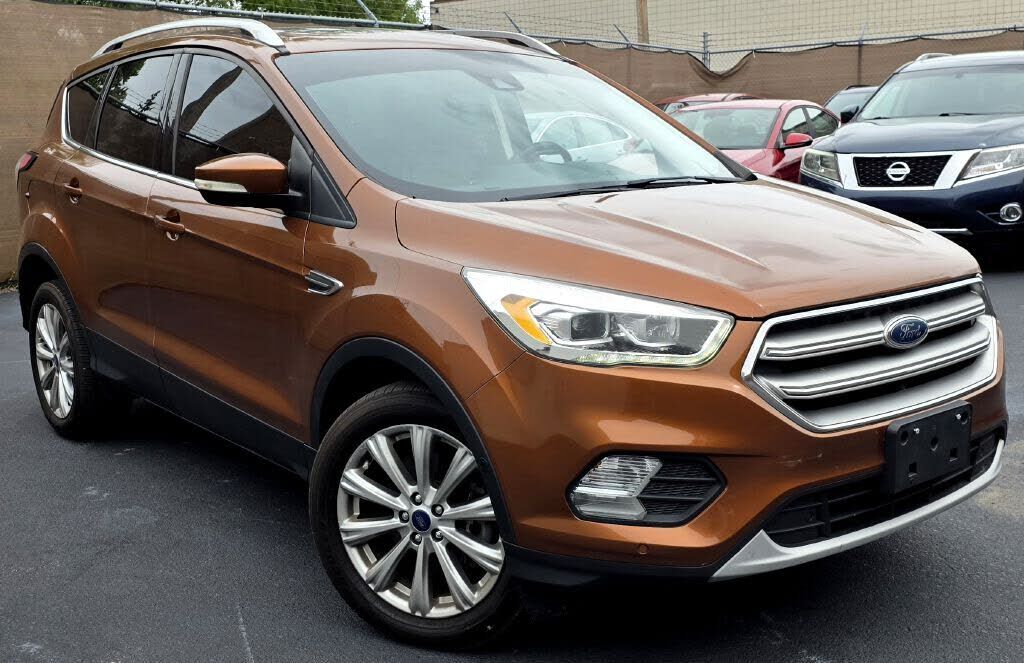 2017 FORD Escape