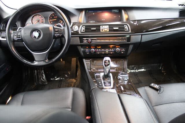2016 BMW 528i