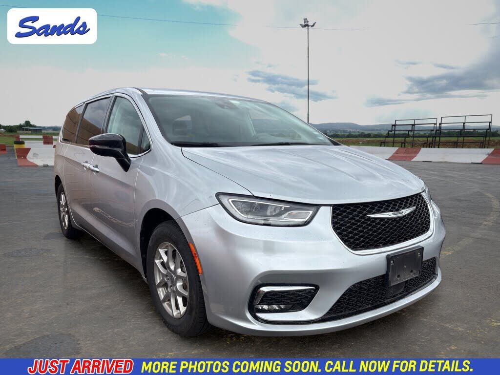 2024 CHRYSLER Pacifica