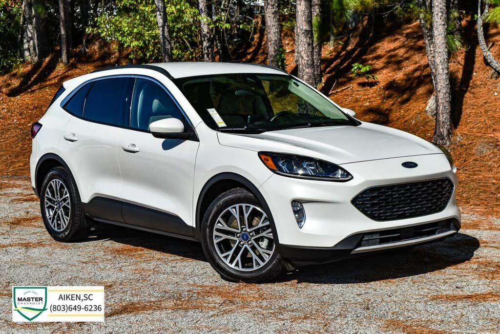 2020 FORD Escape