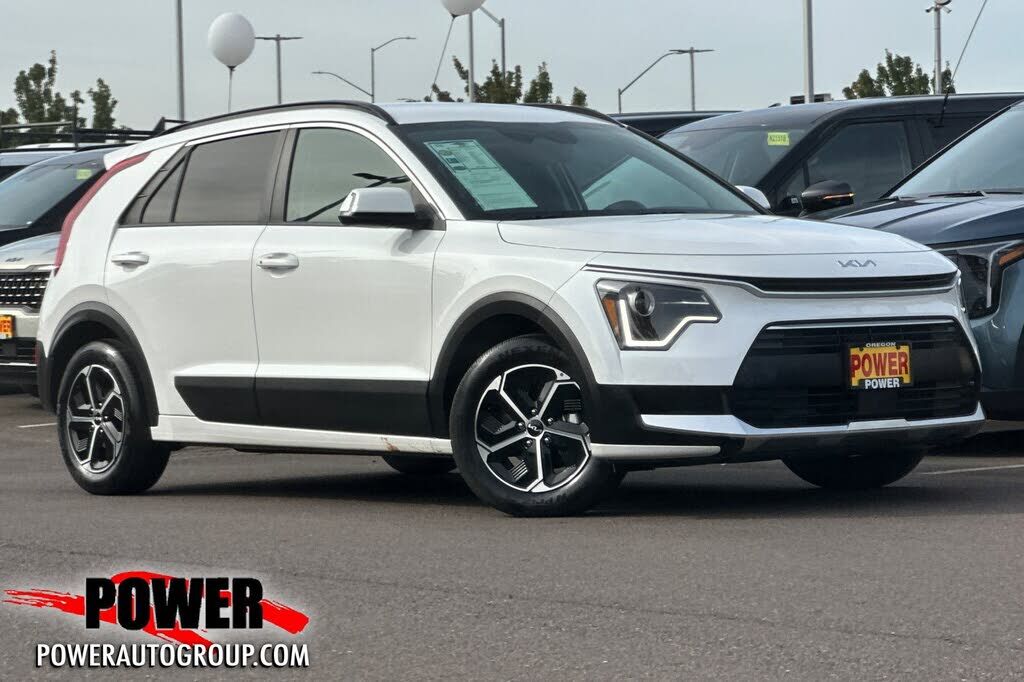 2023 KIA Niro