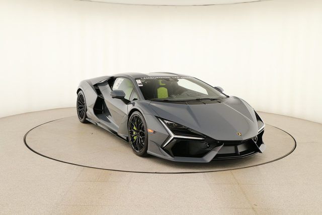 2026 LAMBORGHINI Revuelto