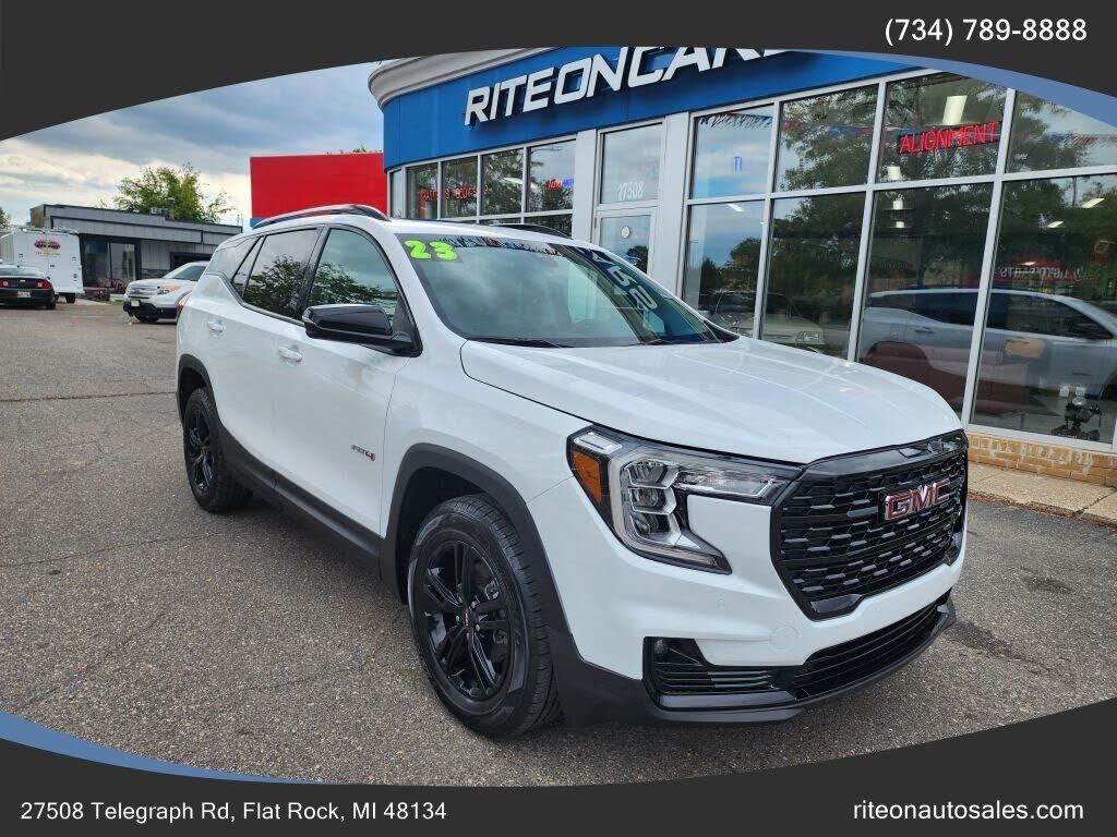 2023 GMC Terrain