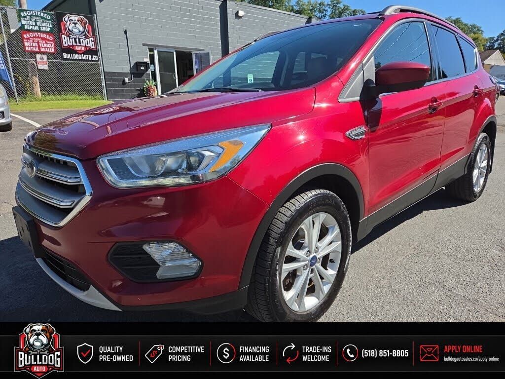 2017 FORD Escape