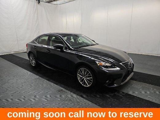 2016 LEXUS IS