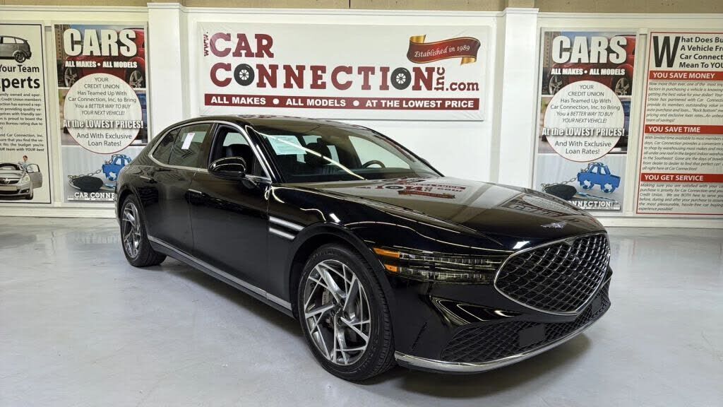 2023 GENESIS G90