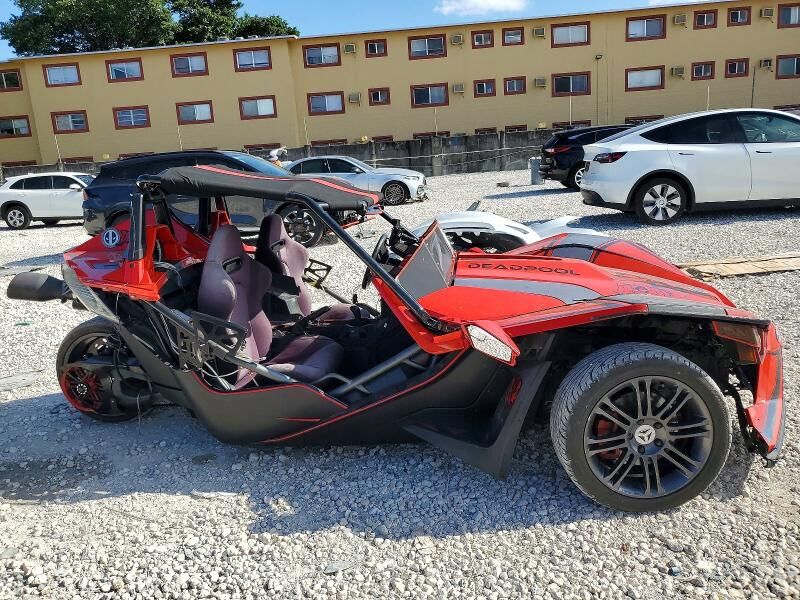 2015 SLINGSHOT Slingshot SL