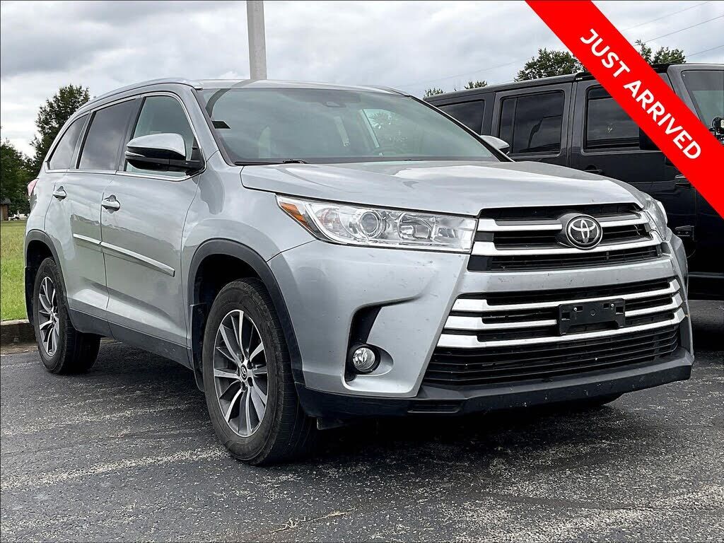 2019 TOYOTA Highlander