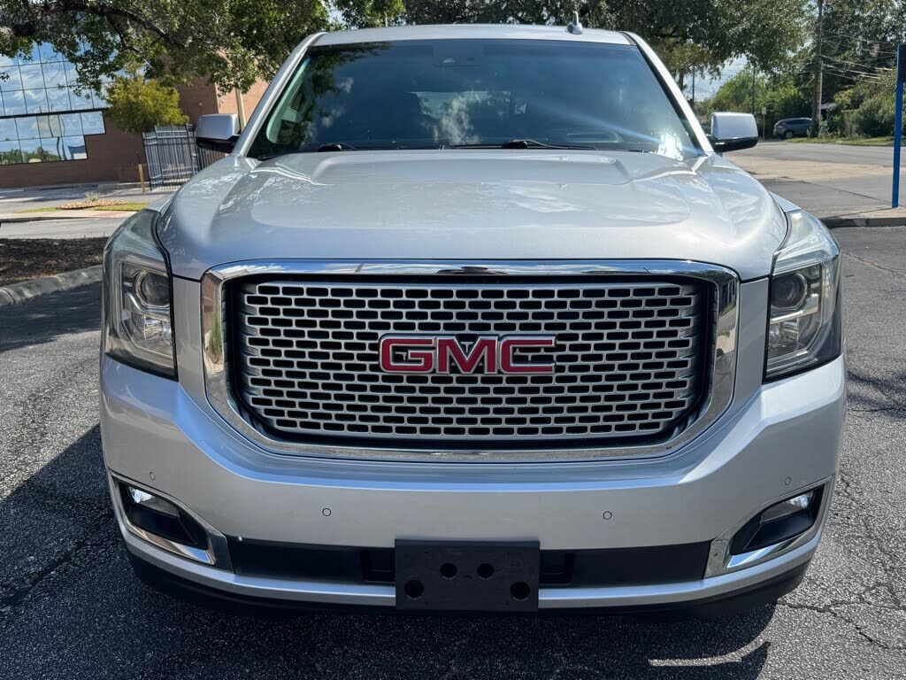 2017 GMC Yukon